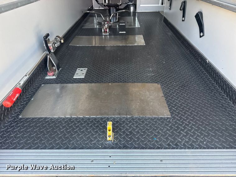 image for item EU4072 2007 International 4300 ambulance