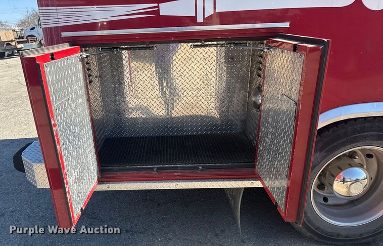 image for item EU4072 2007 International 4300 ambulance