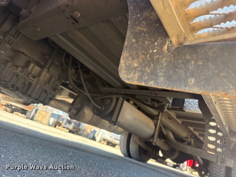 image for item EU4072 2007 International 4300 ambulance