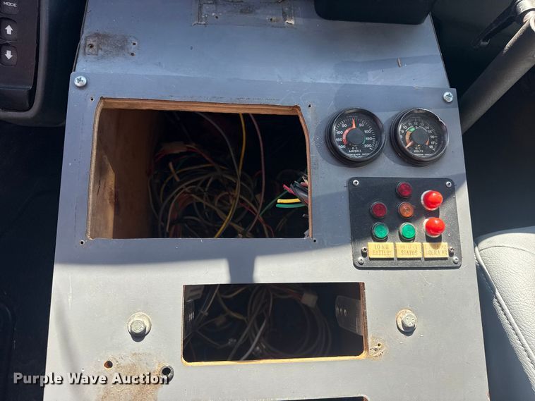 image for item EU4072 2007 International 4300 ambulance