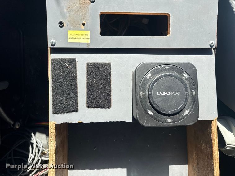 image for item EU4072 2007 International 4300 ambulance