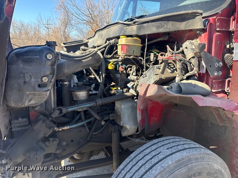 image for item EU4072 2007 International 4300 ambulance