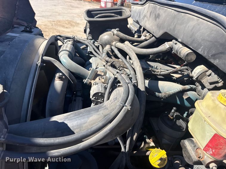 image for item EU4072 2007 International 4300 ambulance