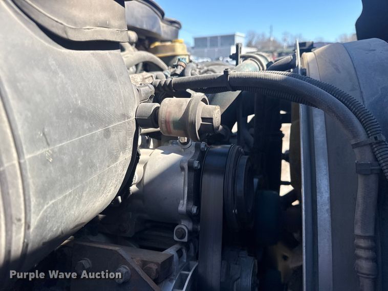 image for item EU4072 2007 International 4300 ambulance