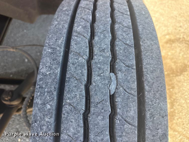 image for item EU4072 2007 International 4300 ambulance