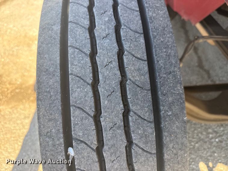 image for item EU4072 2007 International 4300 ambulance