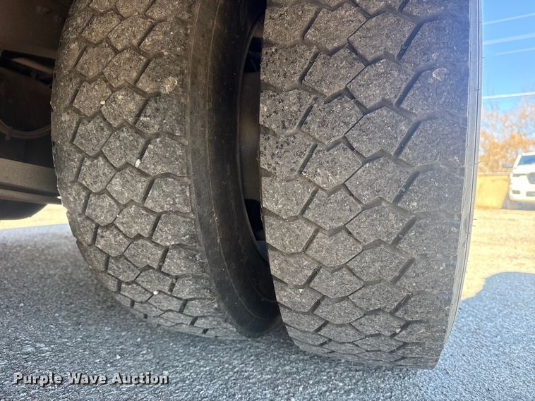 image for item EU4072 2007 International 4300 ambulance