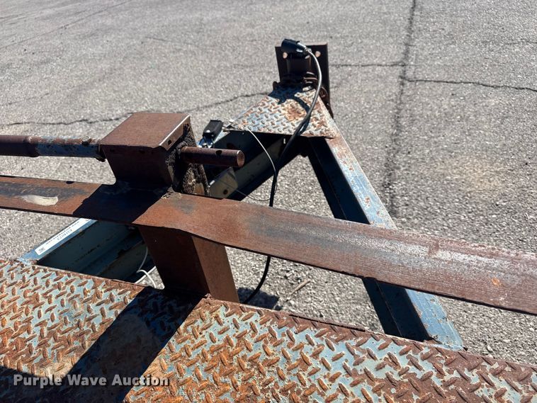 image for item EU4073 2002 Starlite equipment trailer