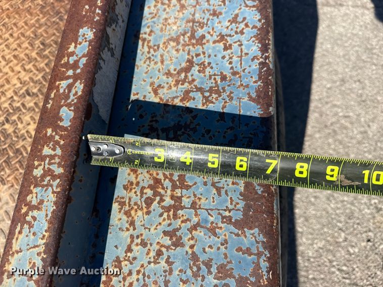 image for item EU4073 2002 Starlite equipment trailer