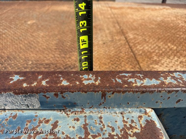 image for item EU4073 2002 Starlite equipment trailer