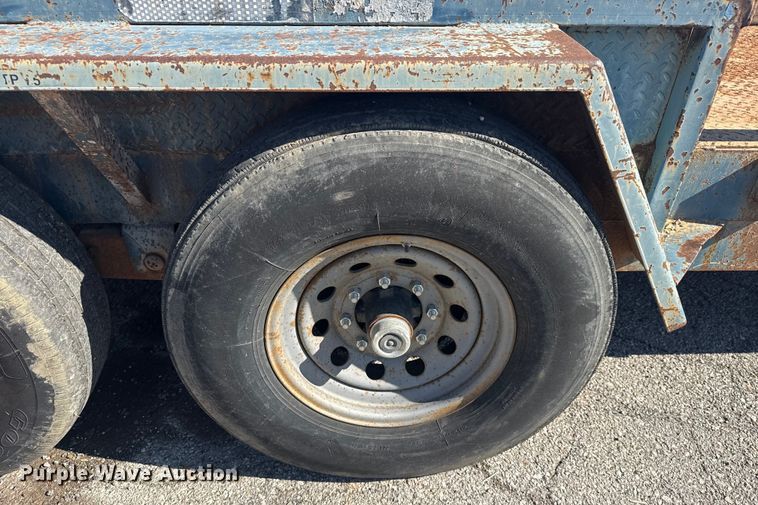 image for item EU4073 2002 Starlite equipment trailer