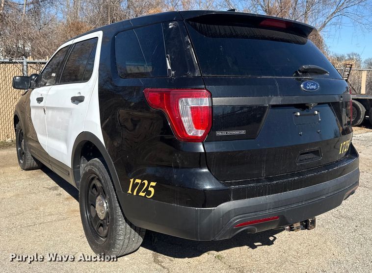 image for item EU4074 2017 Ford Explorer Police Interceptor SUV