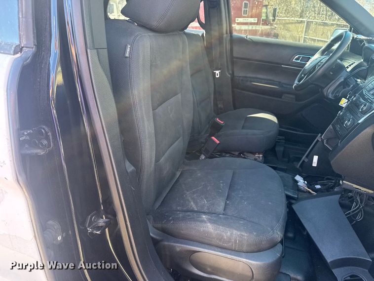 image for item EU4074 2017 Ford Explorer Police Interceptor SUV