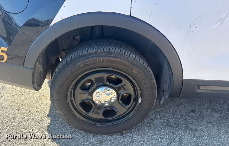 image for item EU4074 2017 Ford Explorer Police Interceptor SUV