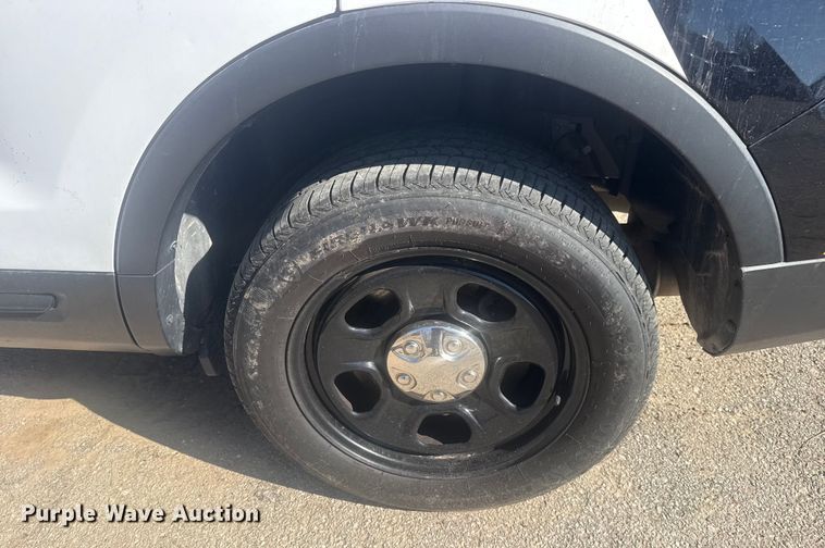 image for item EU4074 2017 Ford Explorer Police Interceptor SUV