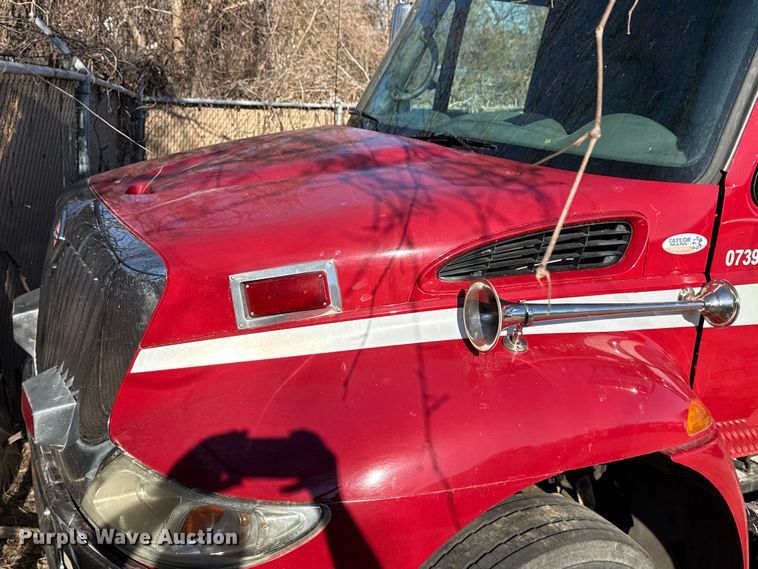 image for item EU4075 2007 International 4300 ambulance