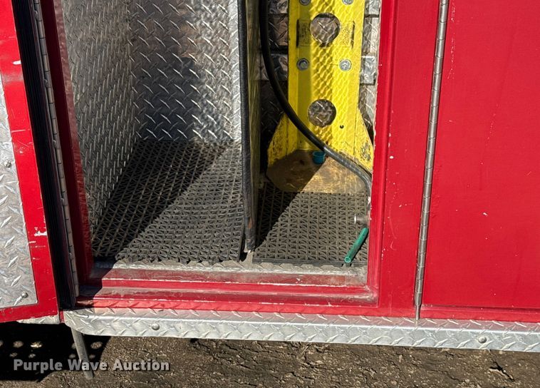 image for item EU4075 2007 International 4300 ambulance