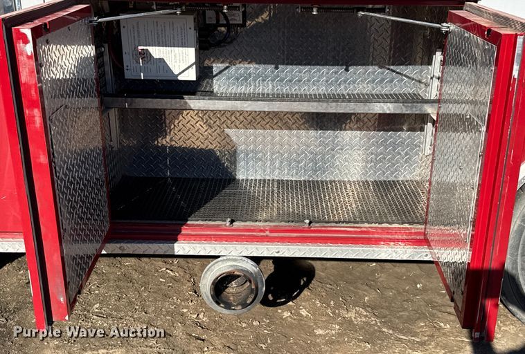 image for item EU4075 2007 International 4300 ambulance