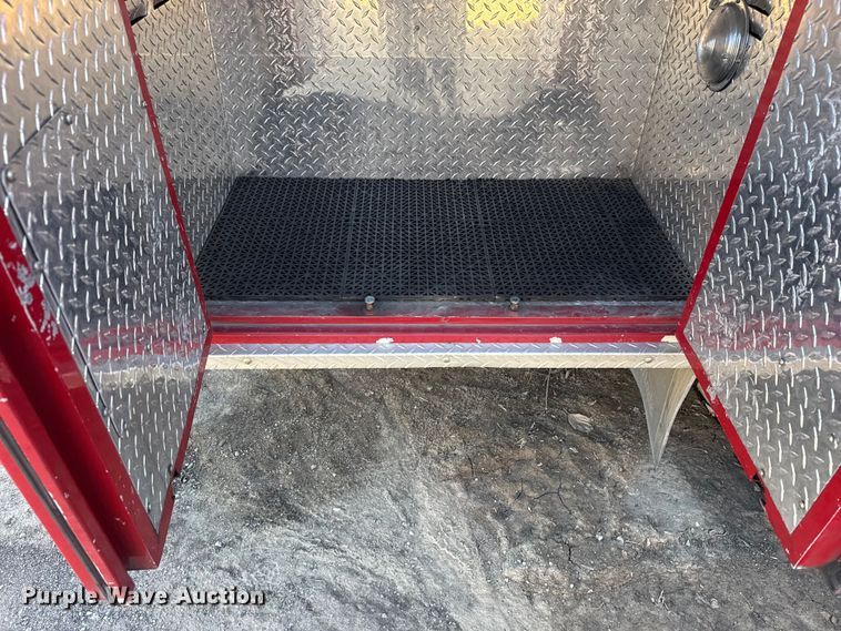 image for item EU4075 2007 International 4300 ambulance