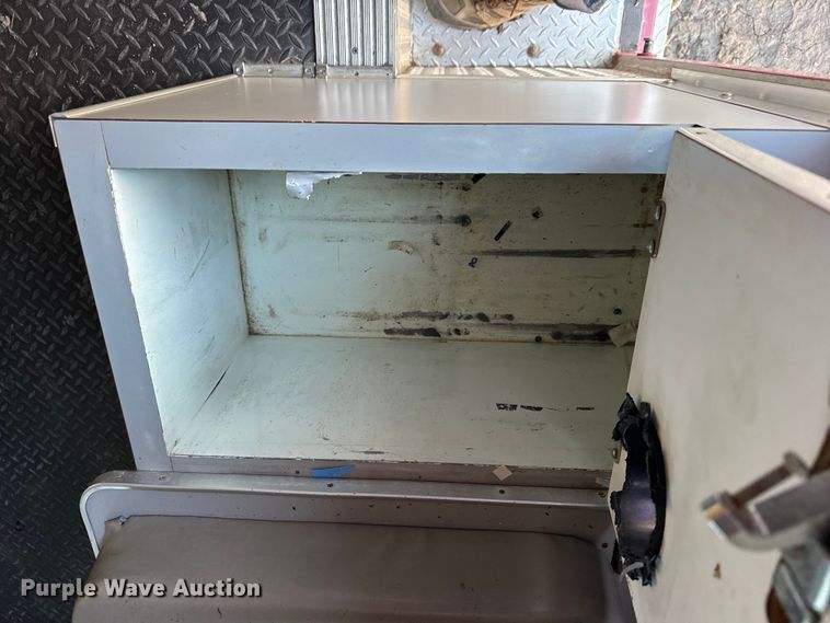 image for item EU4075 2007 International 4300 ambulance