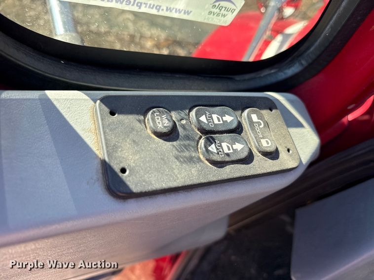 image for item EU4075 2007 International 4300 ambulance