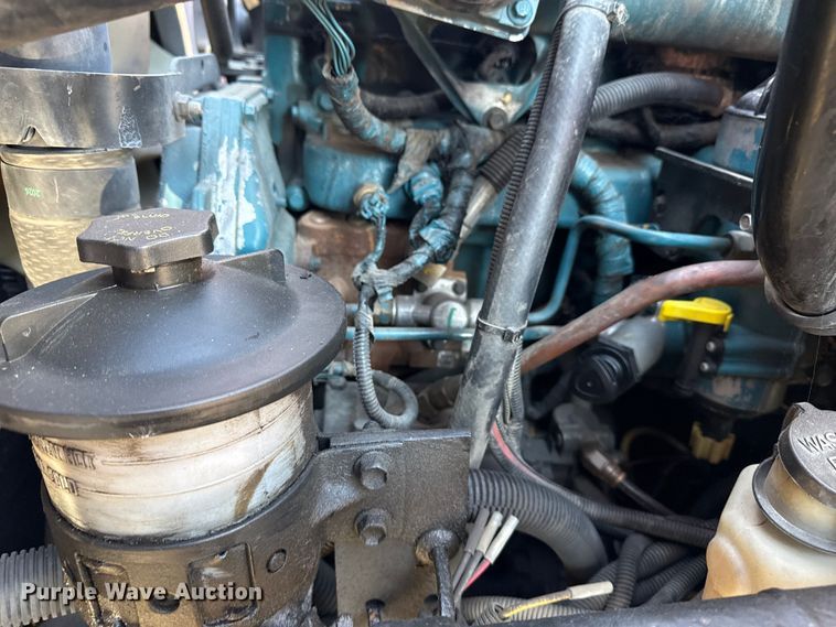 image for item EU4075 2007 International 4300 ambulance