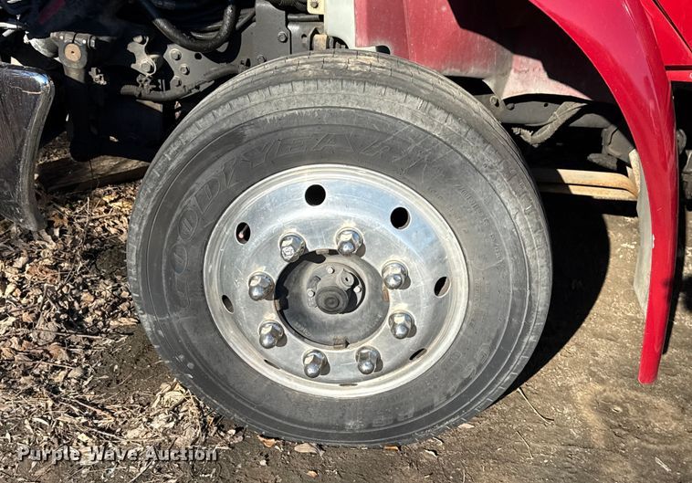 image for item EU4075 2007 International 4300 ambulance