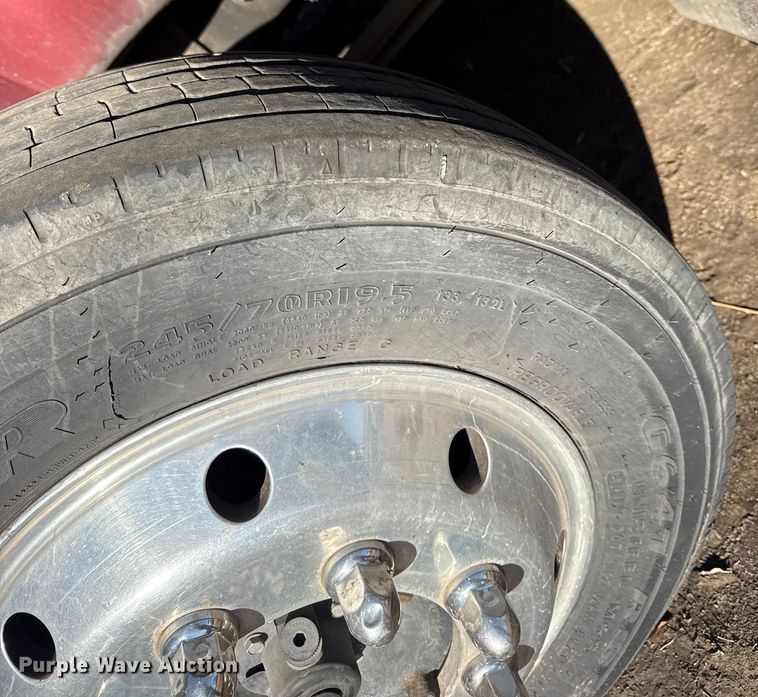 image for item EU4075 2007 International 4300 ambulance