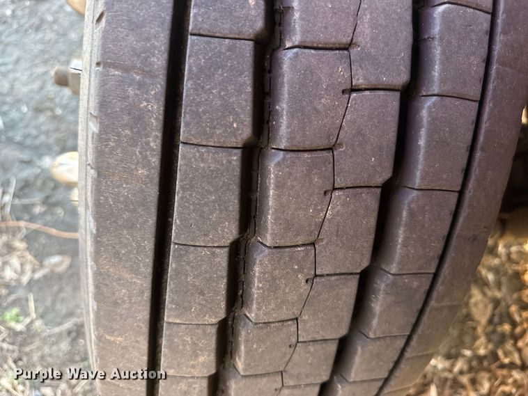 image for item EU4075 2007 International 4300 ambulance