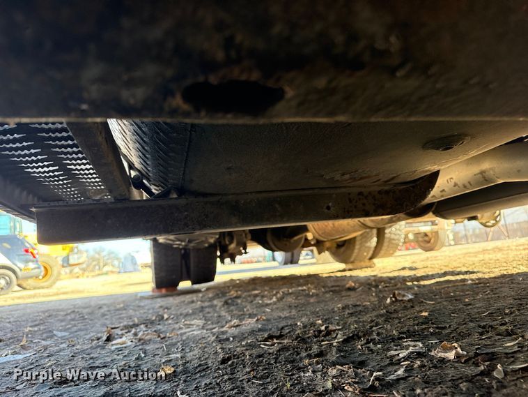 image for item EU4075 2007 International 4300 ambulance