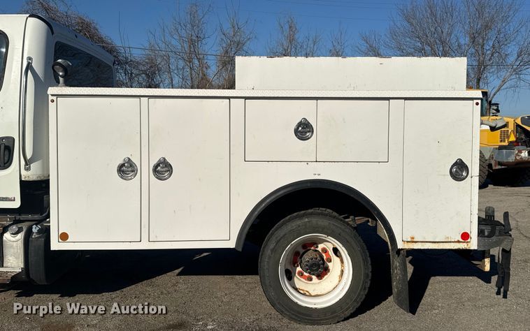 image for item EU4076 2012 Freightliner Business Class M2 utility / service truck