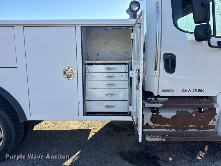 image for item EU4076 2012 Freightliner Business Class M2 utility / service truck