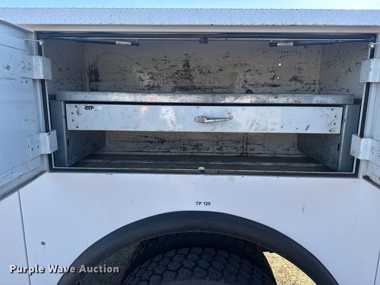 image for item EU4076 2012 Freightliner Business Class M2 utility / service truck