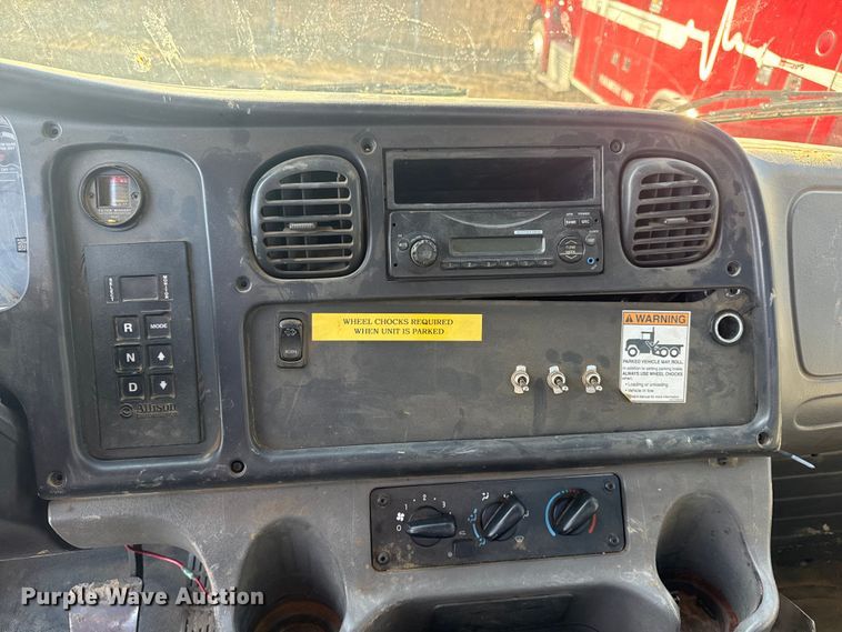 image for item EU4076 2012 Freightliner Business Class M2 utility / service truck