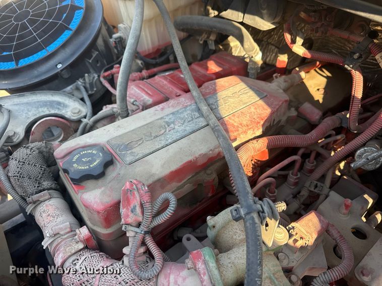 image for item EU4076 2012 Freightliner Business Class M2 utility / service truck