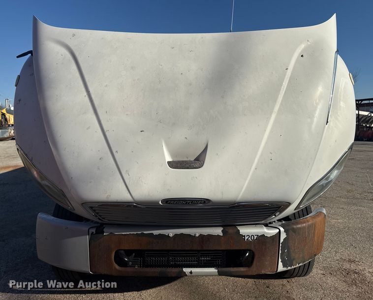 image for item EU4076 2012 Freightliner Business Class M2 utility / service truck