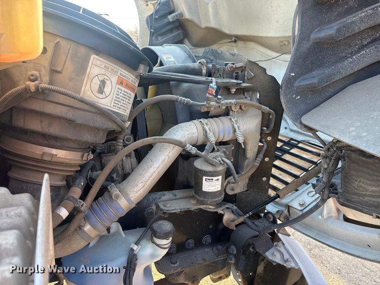 image for item EU4076 2012 Freightliner Business Class M2 utility / service truck