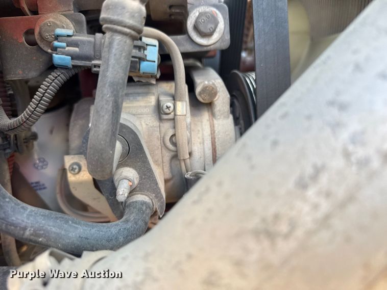 image for item EU4076 2012 Freightliner Business Class M2 utility / service truck