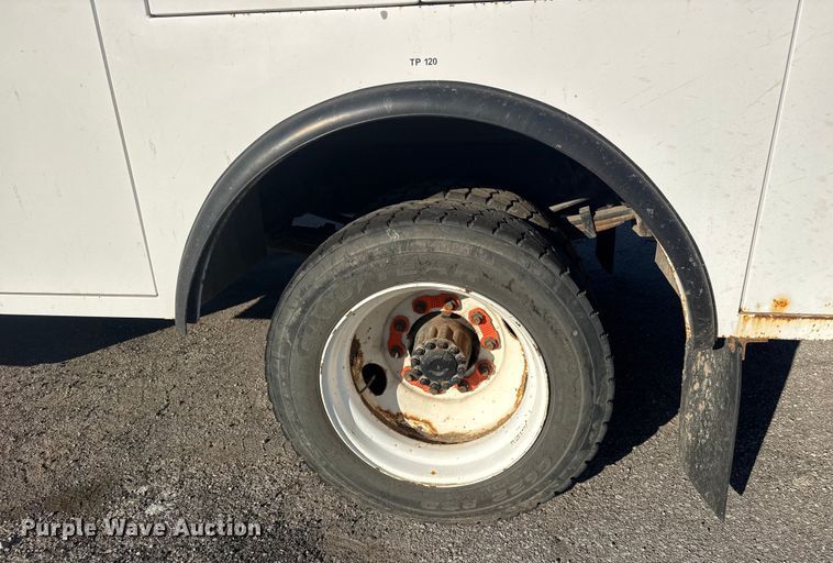 image for item EU4076 2012 Freightliner Business Class M2 utility / service truck