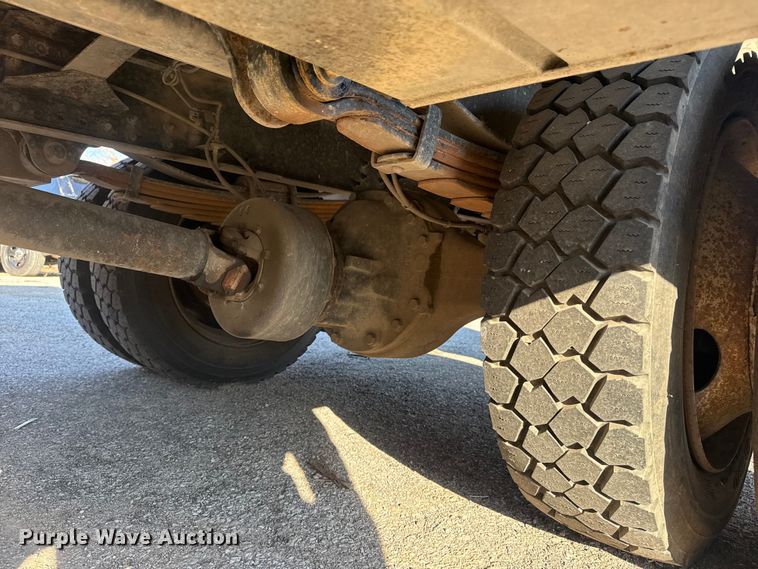 image for item EU4076 2012 Freightliner Business Class M2 utility / service truck