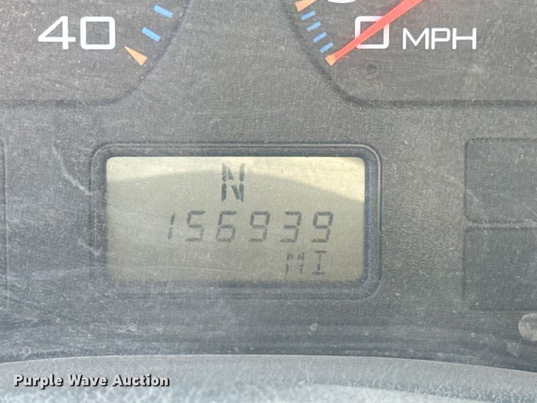 image for item EU4077 2007 International 8600 semi truck