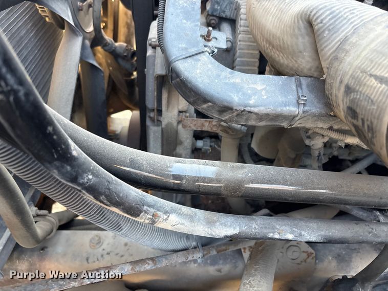 image for item EU4078 1984 International 7400 dump truck