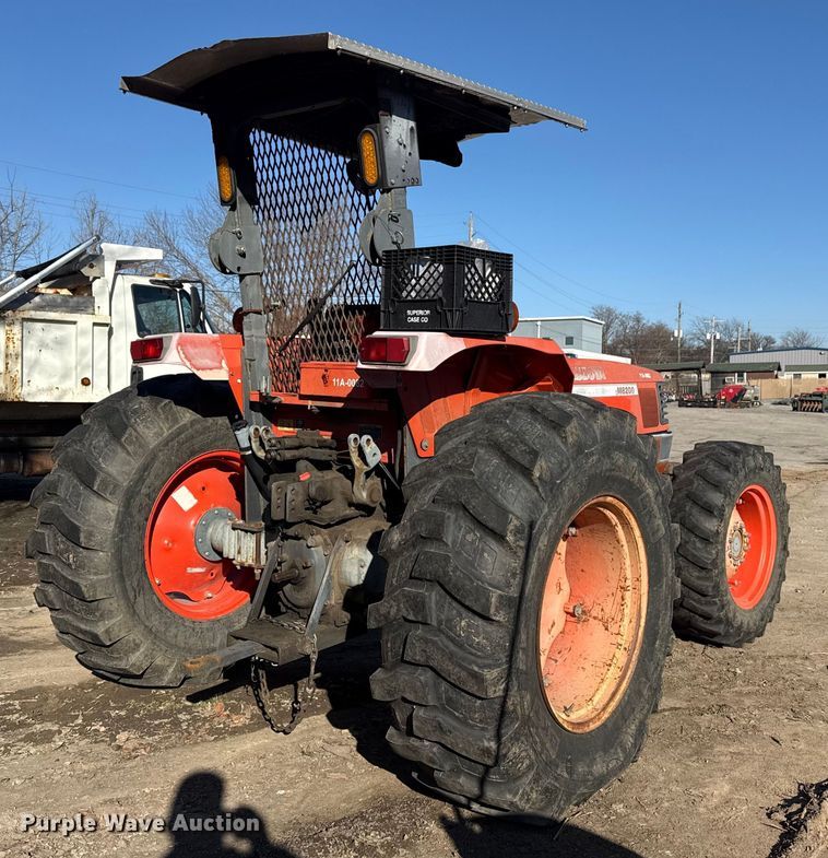 image for item EU4079 Kubota M8209 MFWD tractor