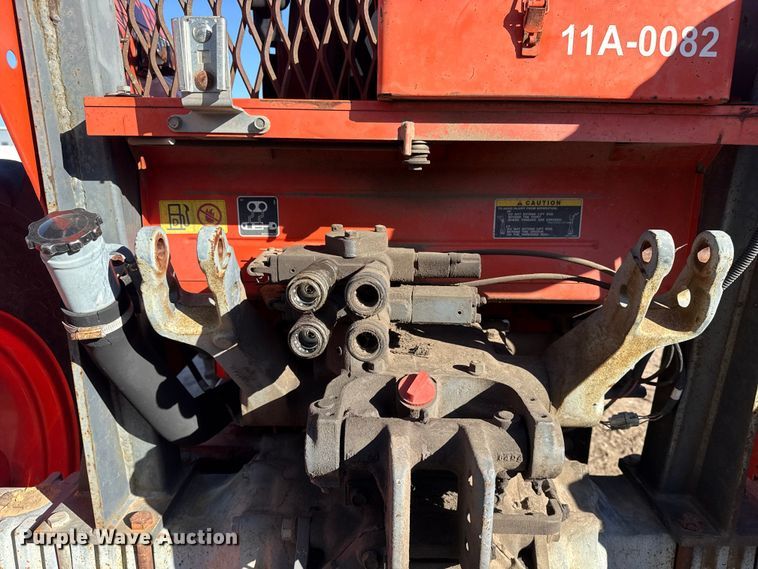 image for item EU4079 Kubota M8209 MFWD tractor