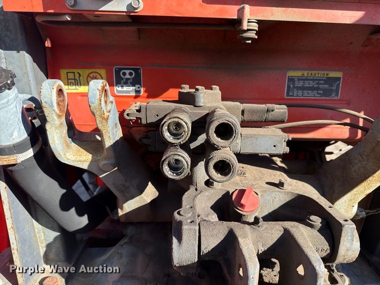 image for item EU4079 Kubota M8209 MFWD tractor