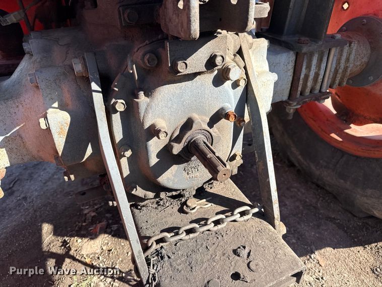 image for item EU4079 Kubota M8209 MFWD tractor