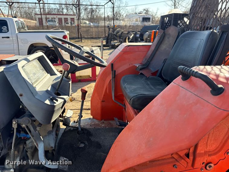 image for item EU4079 Kubota M8209 MFWD tractor