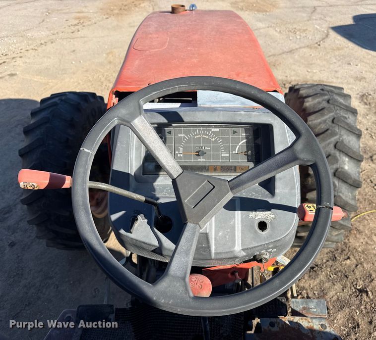 image for item EU4079 Kubota M8209 MFWD tractor