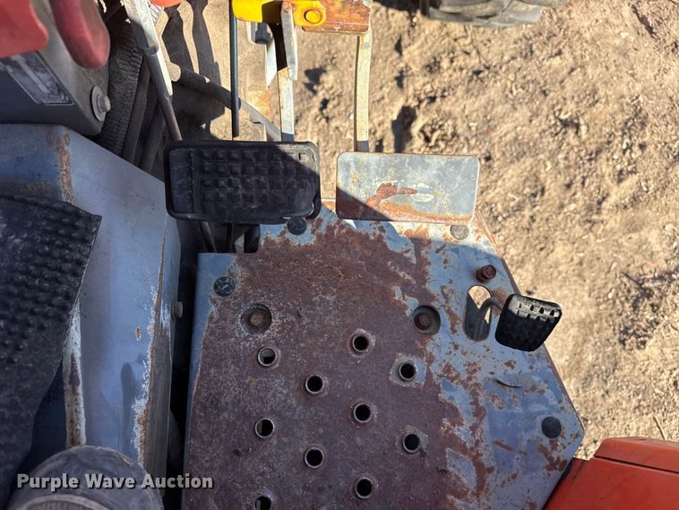 image for item EU4079 Kubota M8209 MFWD tractor