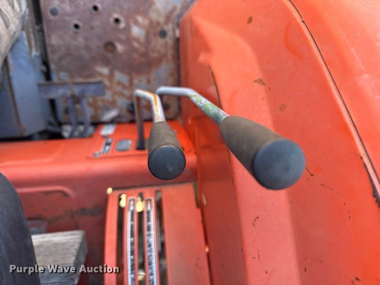 image for item EU4079 Kubota M8209 MFWD tractor